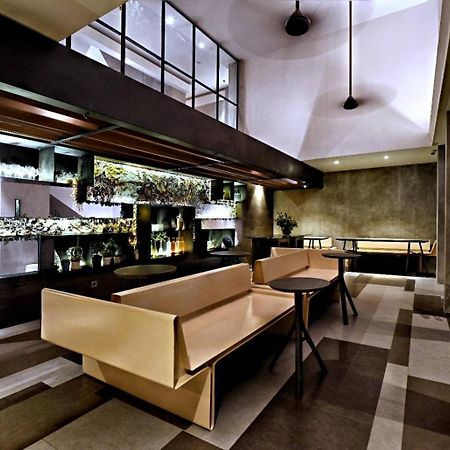 Hotel Nostoi Giacarta Esterno foto